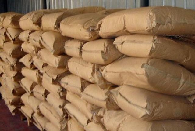 Hydroxyethyl-2-Nitro-p-Toluidine